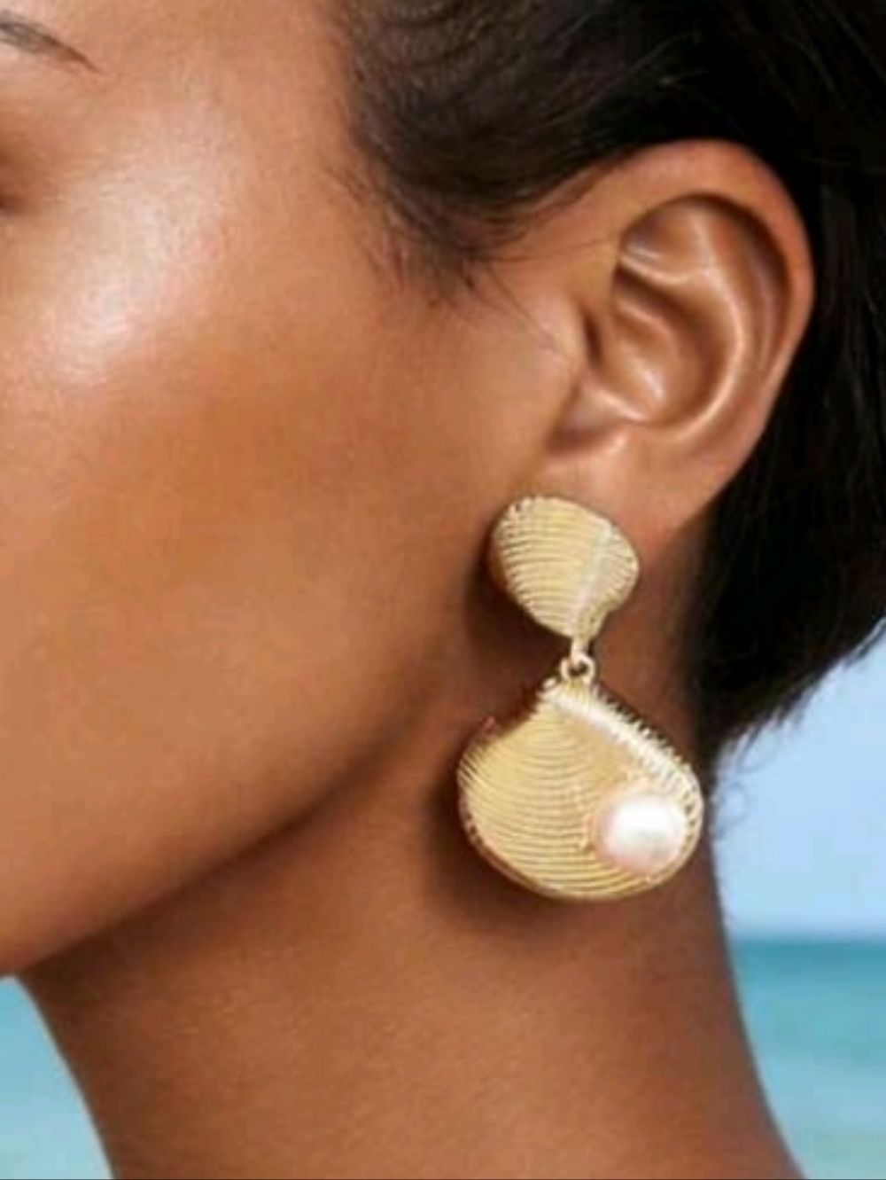 NEW! 14K Gold Plated Stunning Shell Dangle Drop Earrings with Pearl Accent